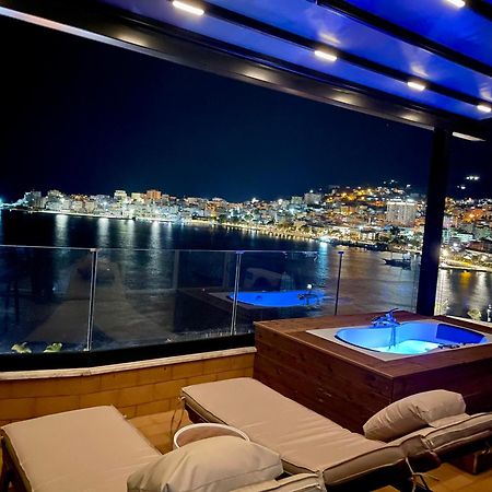 شقة Seaview Golden Penthouse ساراندا المظهر الخارجي الصورة