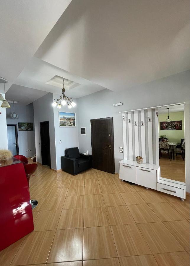 شقة Seaview Golden Penthouse ساراندا المظهر الخارجي الصورة